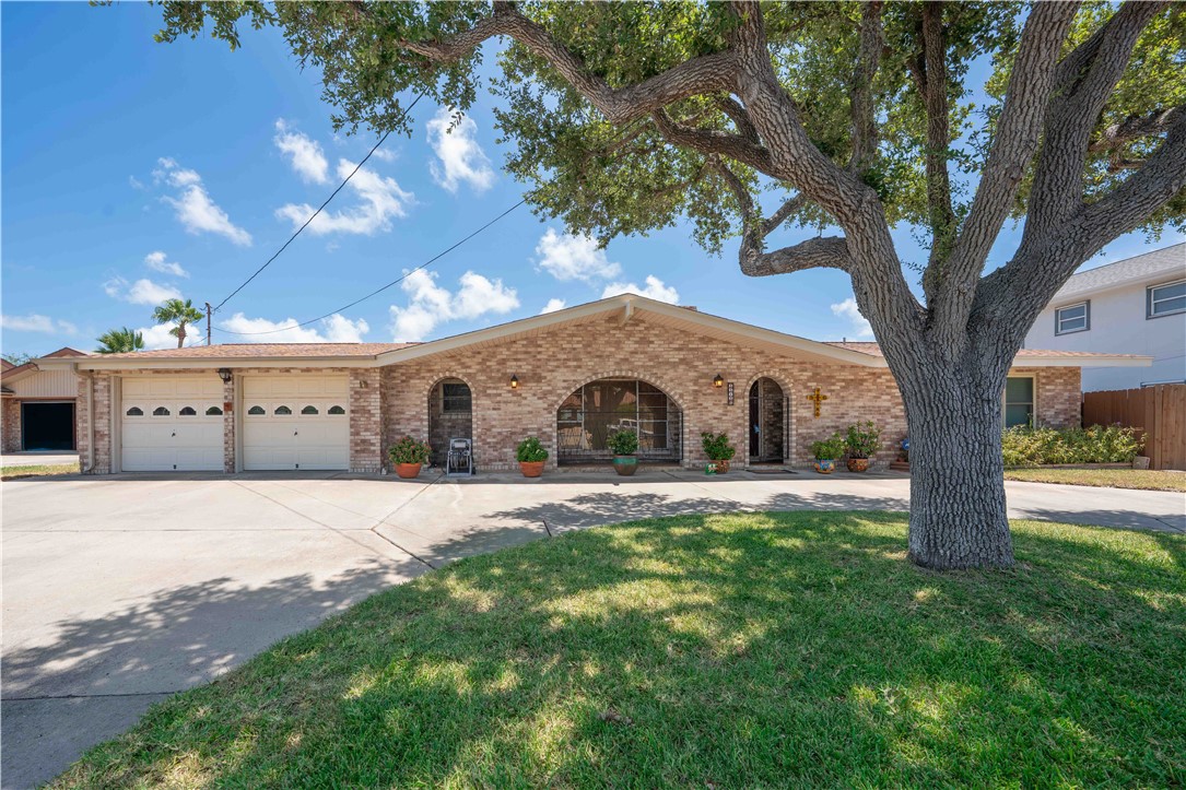 3313 Laguna Shores — photo