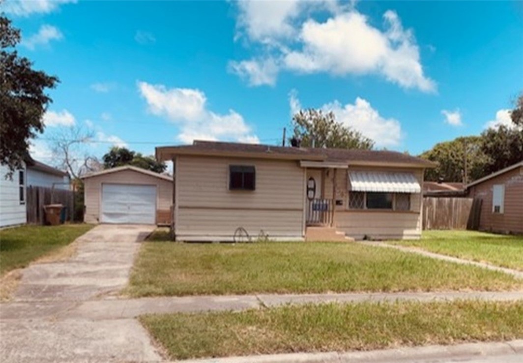 4954 JoAnn — photo