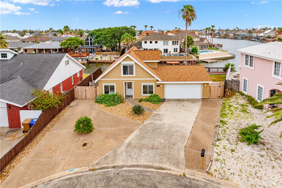 13805 Mizzen St — photo