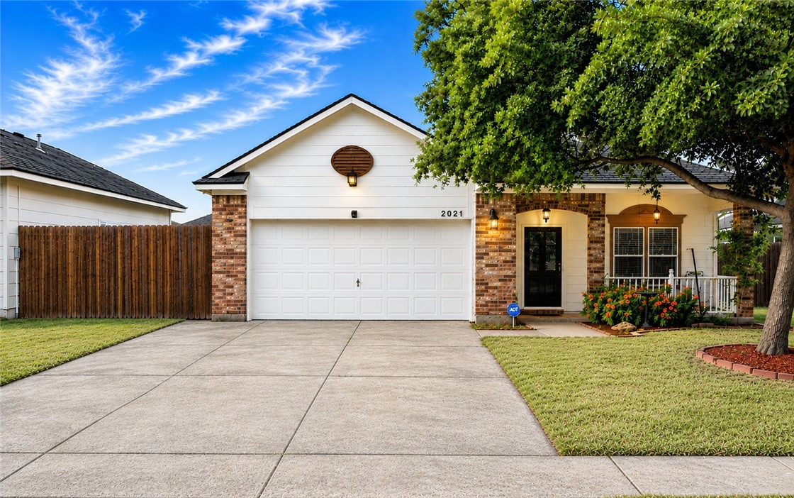 2021 Overland Trl — photo