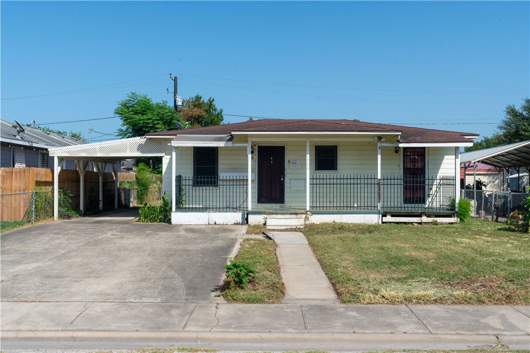 1524 Ormond Dr — photo