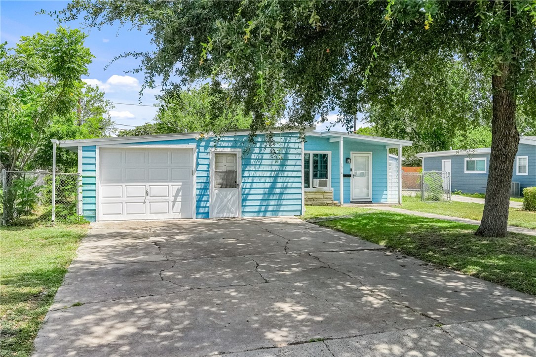 1514 Devon Dr — photo