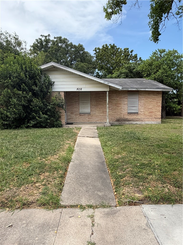 1638 Bois D Arc Pl — photo