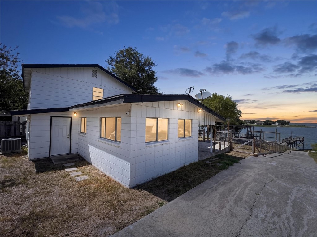 196 E Lake View Trai — photo