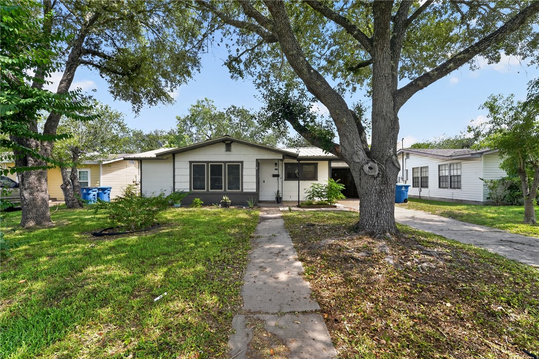 410 Paul Pl — photo