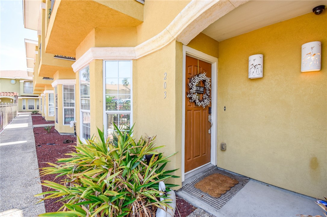 15422 Seamount Cay Ct 203 — photo