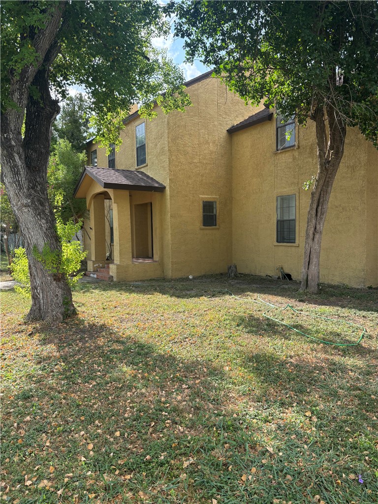 900 E 2nd Street, Alice, TX 78332 — photo 3