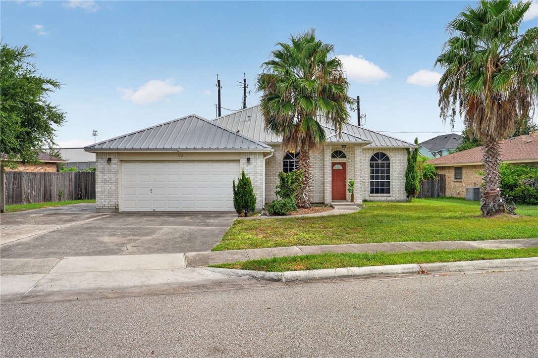 112 Presidio Dr — photo