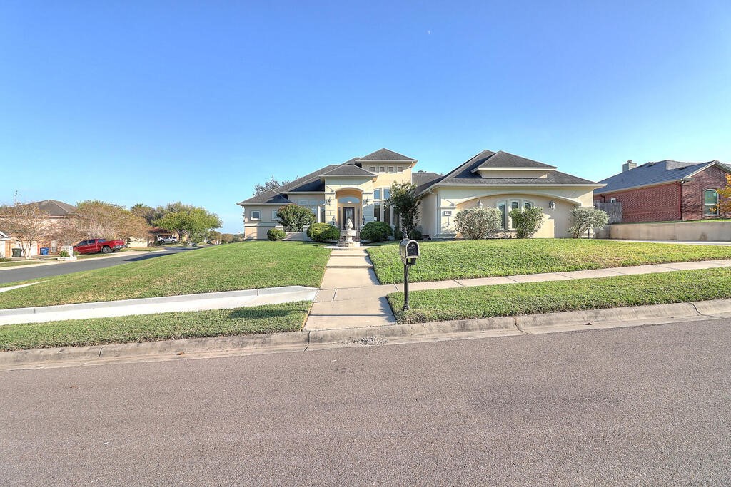 4510 Thoreau Cir — photo