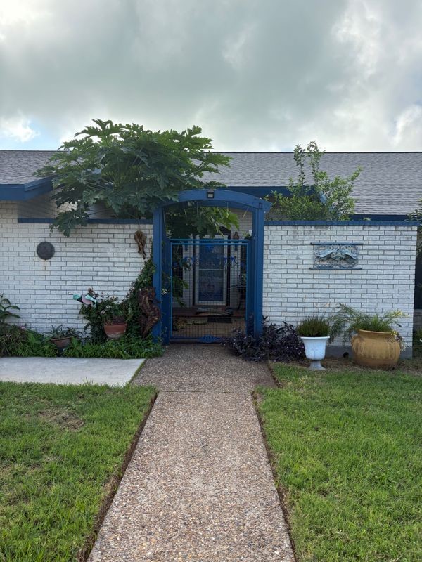 120 Shore Dr — photo