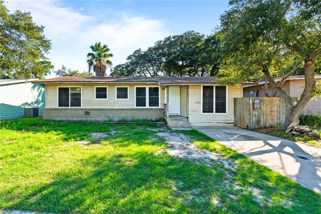 1309 Oak Park — photo