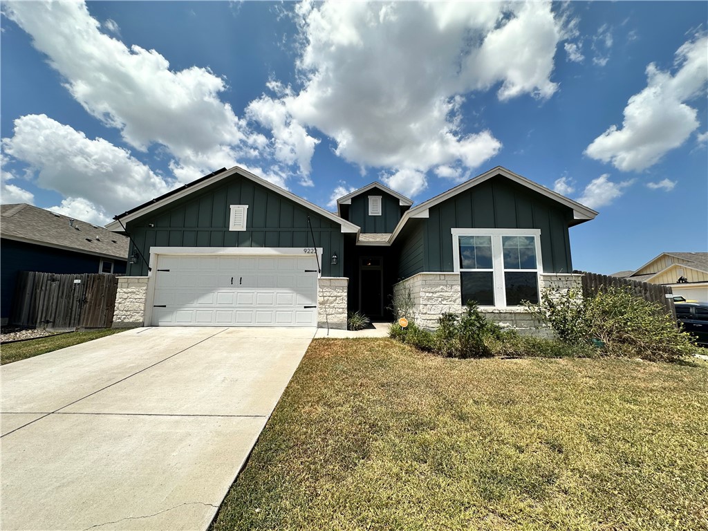 9222 Murdock Dr — photo
