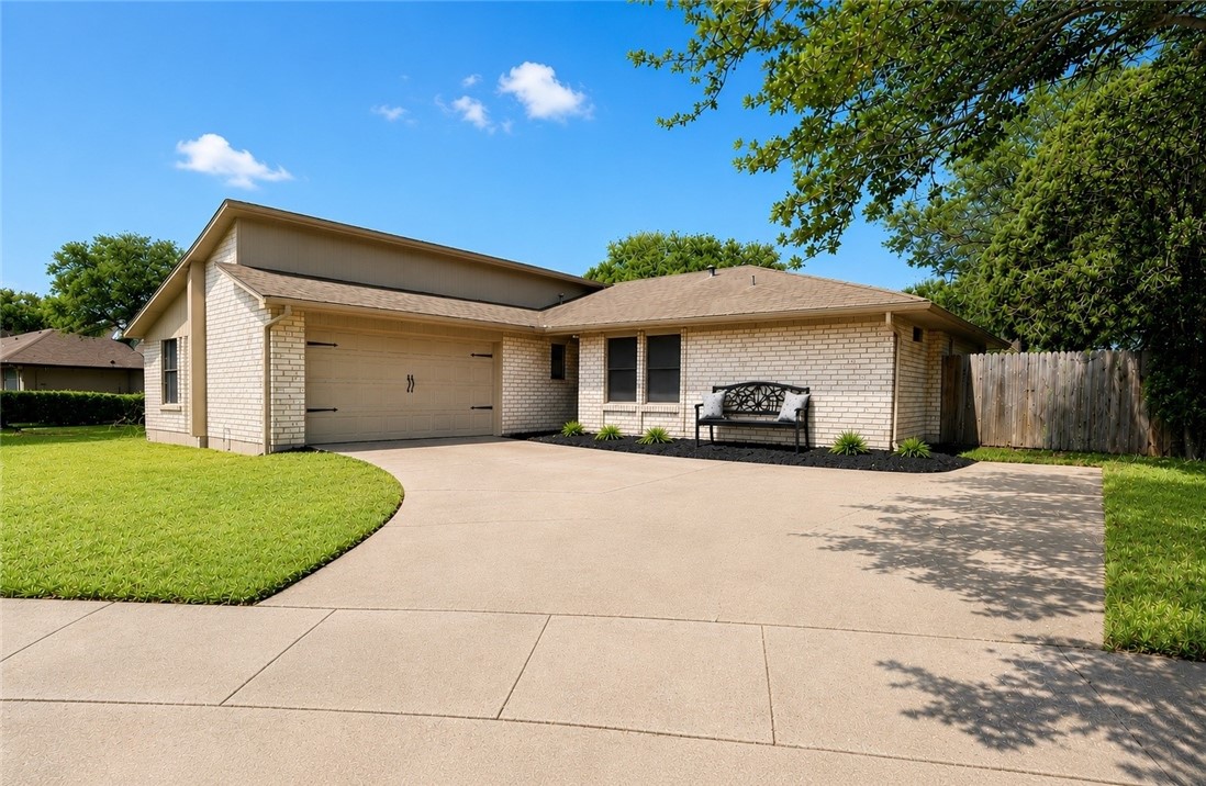 6214 Michaux Dr — photo