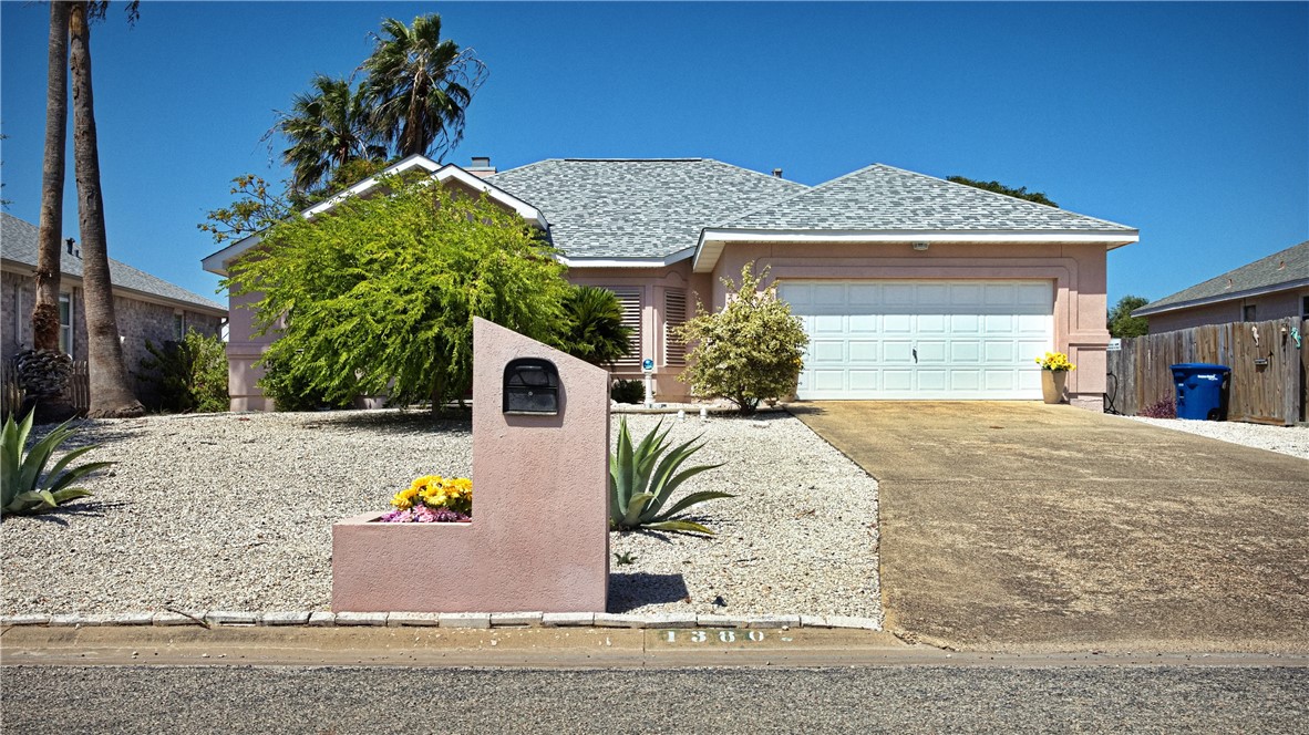13802 Sea Horse Ave — photo