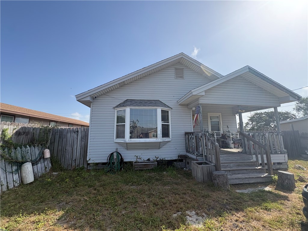 630 Scotland Dr — photo