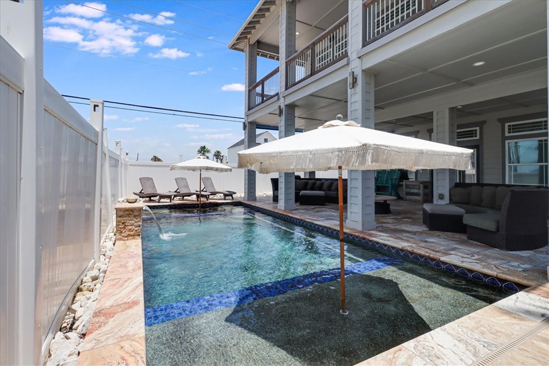 602 Banyan Beach Dr — photo