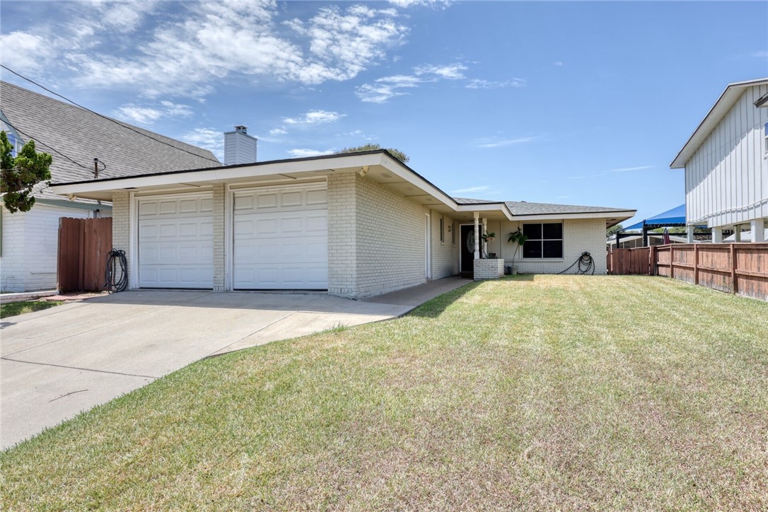 3230 Laguna Shores — photo