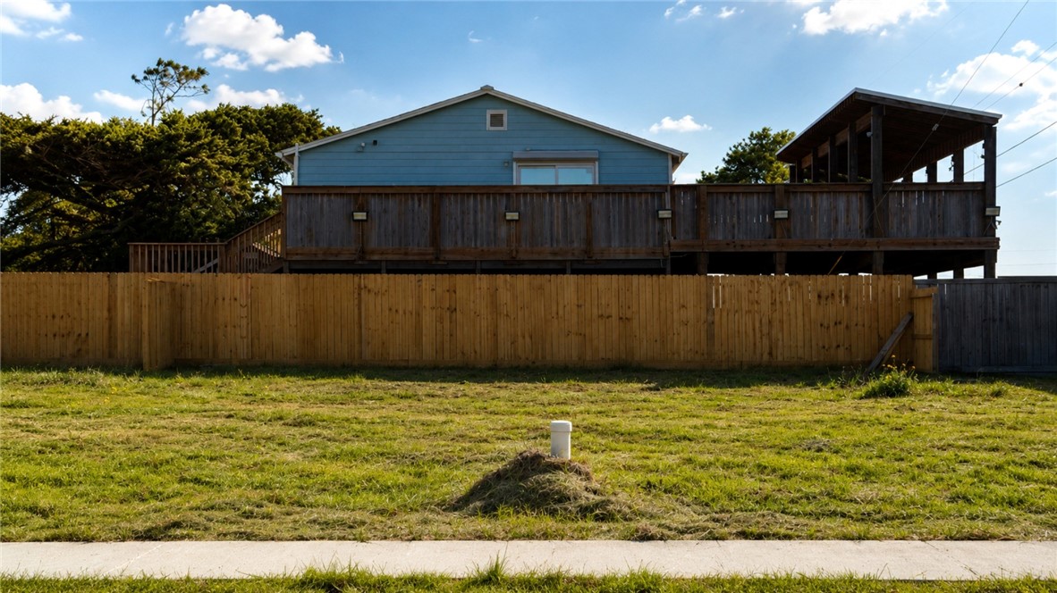 1502 Letty Lane — photo