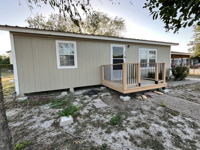209 N Second Avenue, Freer, TX 78357 — photo 3