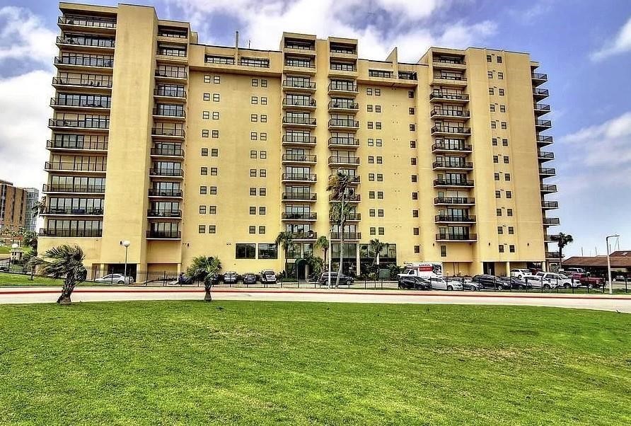 1400 Ocean Dr E-3 — photo