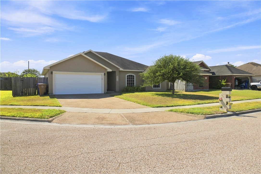 3614 Topaz Ct — photo