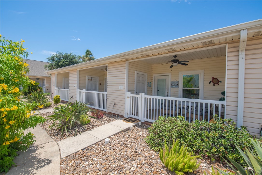 15209 S Padre Island Dr 406 — photo
