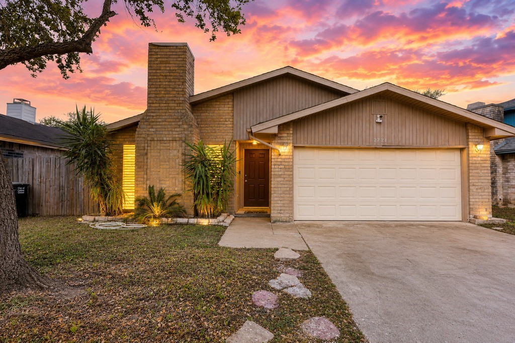 2721 Allencrest Dr — photo