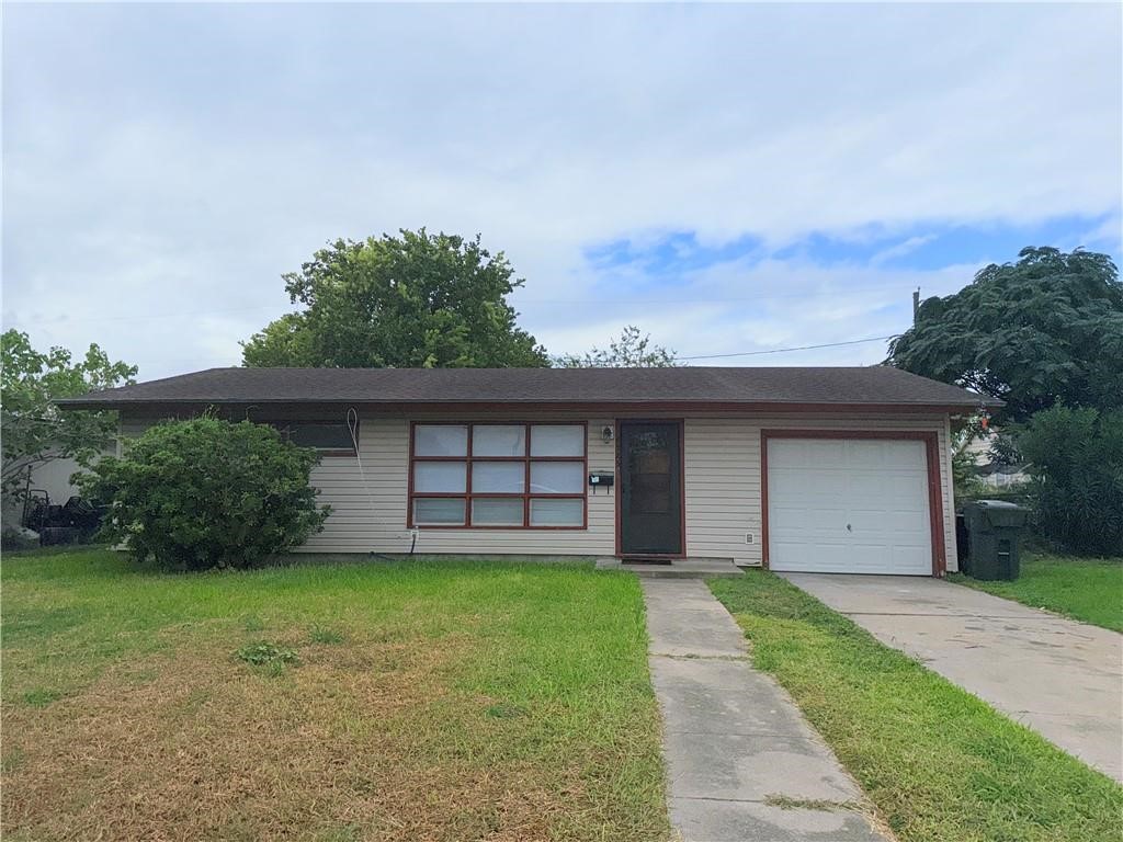 4725 Wynona Dr — photo
