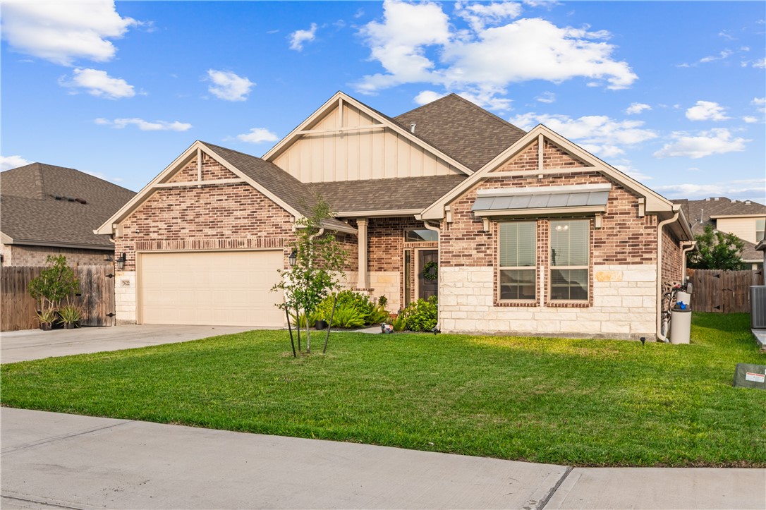 7622 Dr Hector P Garcia Dr — photo
