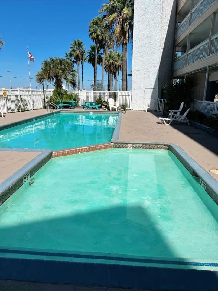 3938 Surfside Blvd 3332 — photo