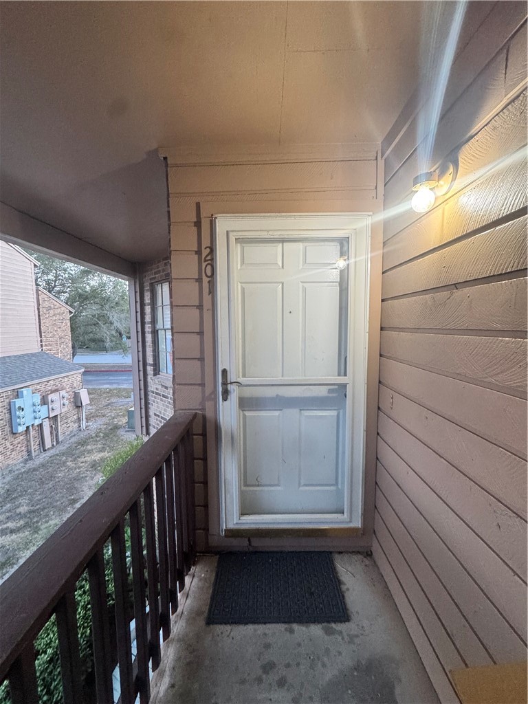 7122 Premont Dr 201 B — photo