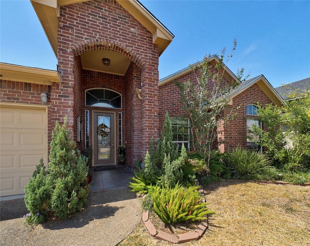 6821 Windy Creek Dr — photo