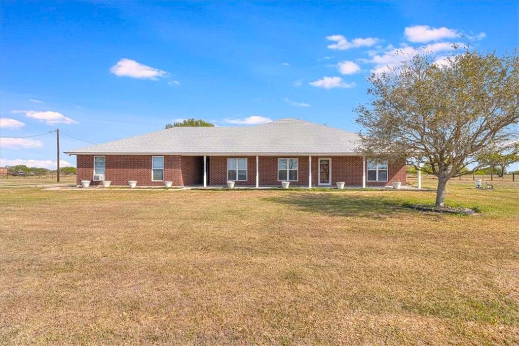 5004 County Road 1432 — photo