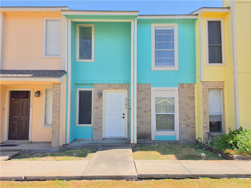 6702 Everhart T102 — photo