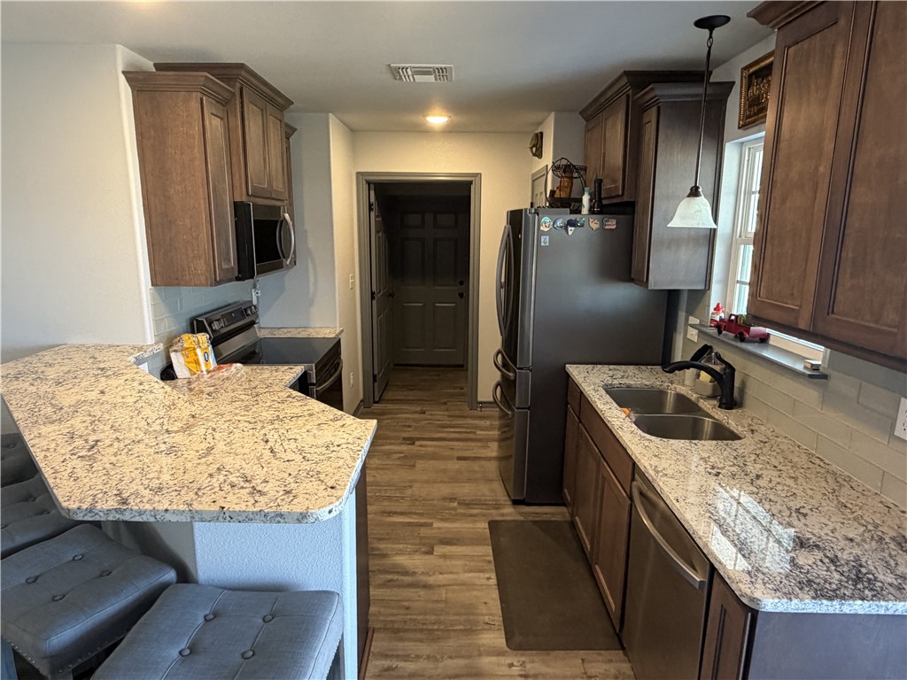 100 Lakeview Trace, Three Rivers, TX 78071 — photo 2
