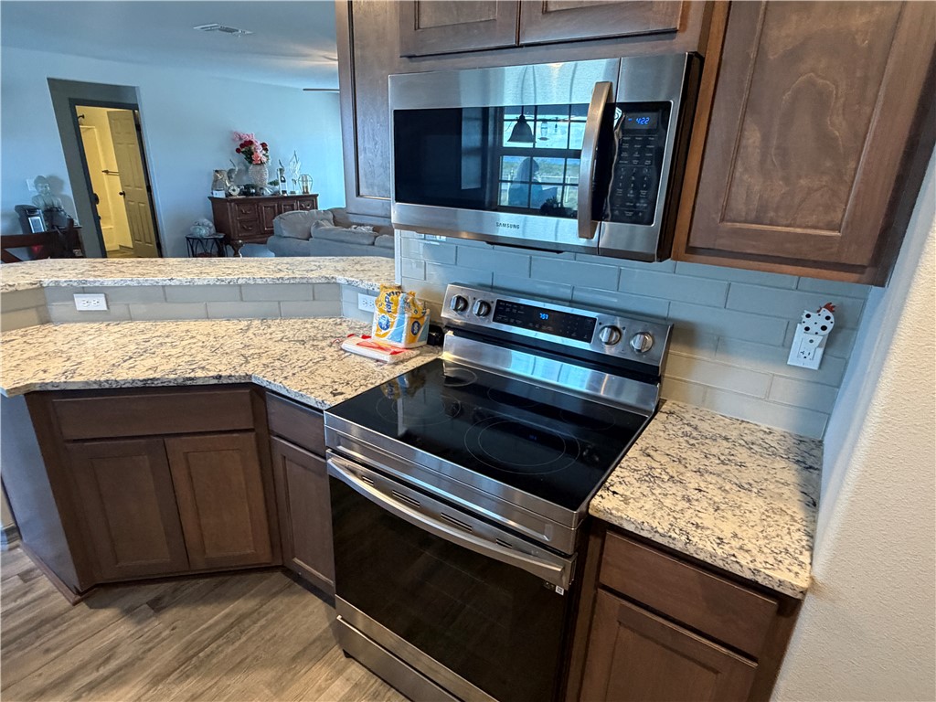 100 Lakeview Trace, Three Rivers, TX 78071 — photo 3
