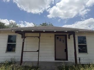 319 S Nueces St — photo