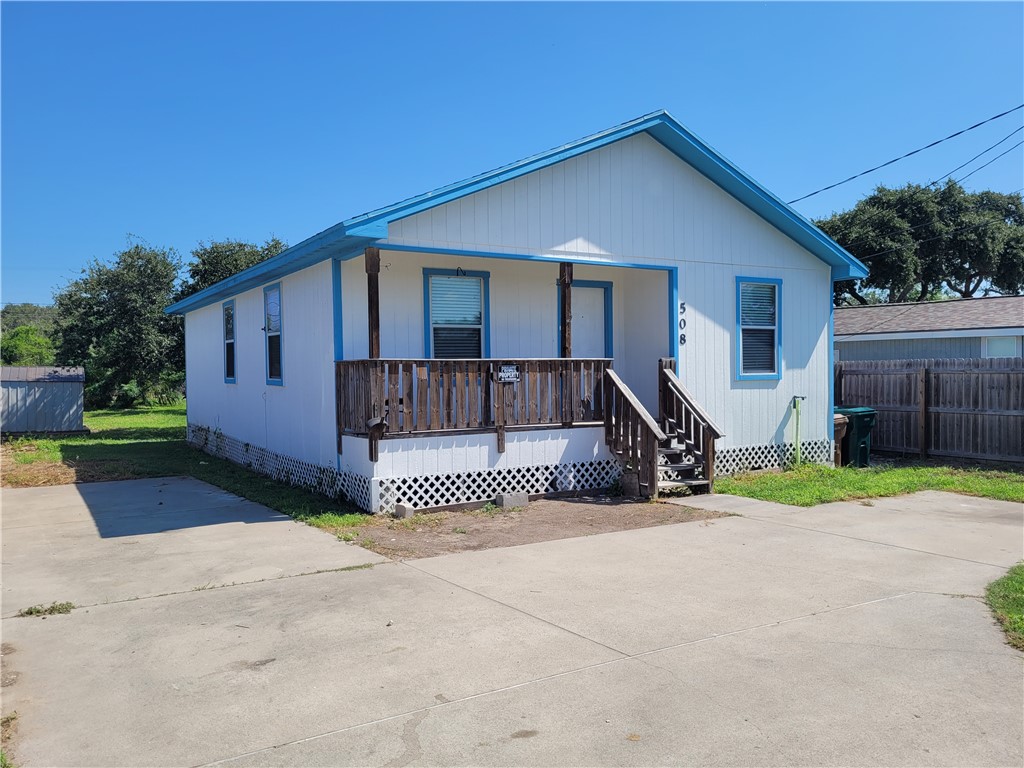 508 Lakeside Dr — photo