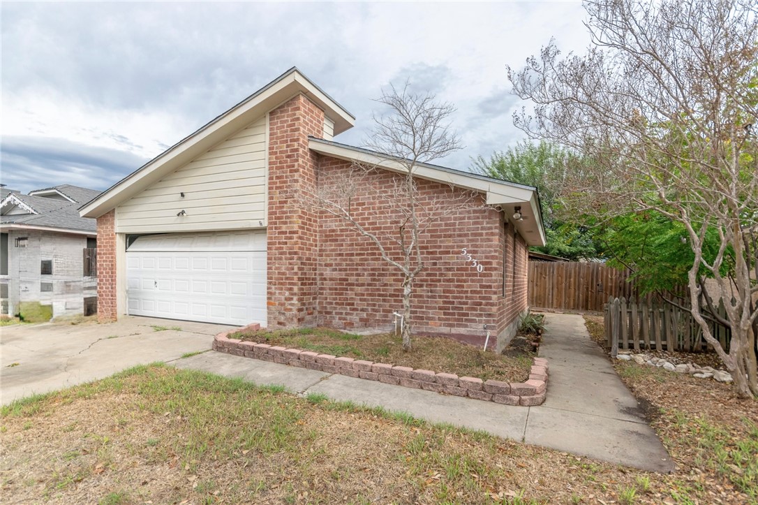 5330 Crossridge Dr — photo
