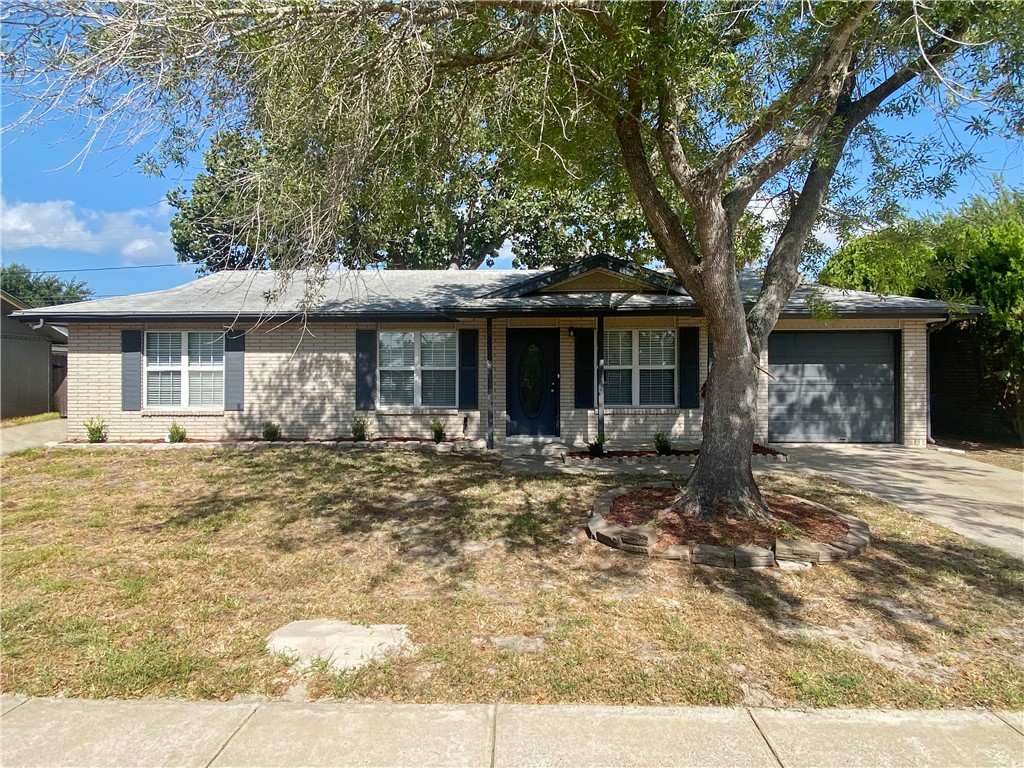 3318 Charlotte Dr — photo