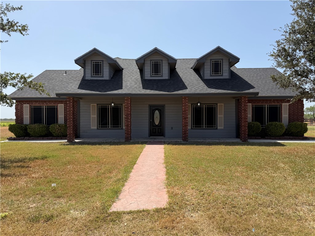 664 FM 625 — photo