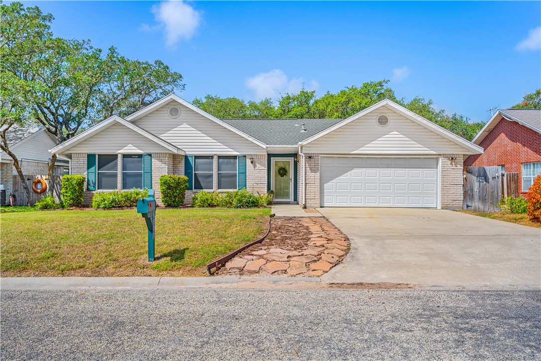 1513 Bluebird Ln — photo