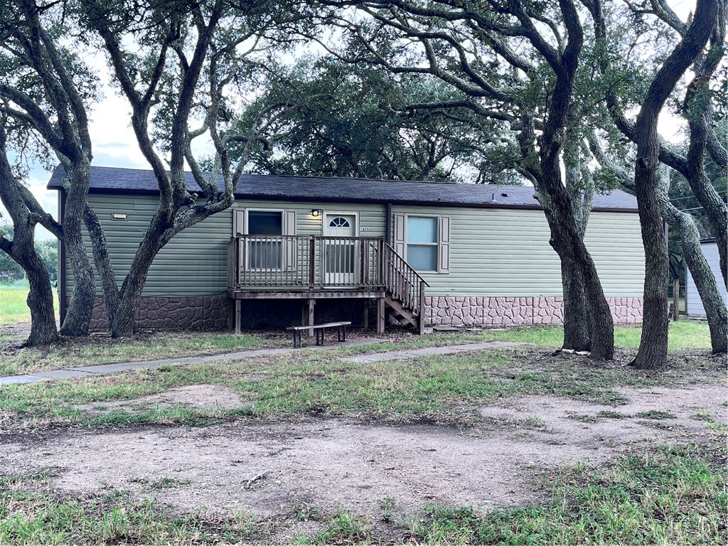 1005 Ibis Dr — photo