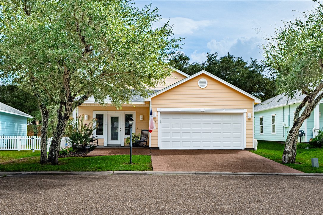 12 Primrose Dr — photo