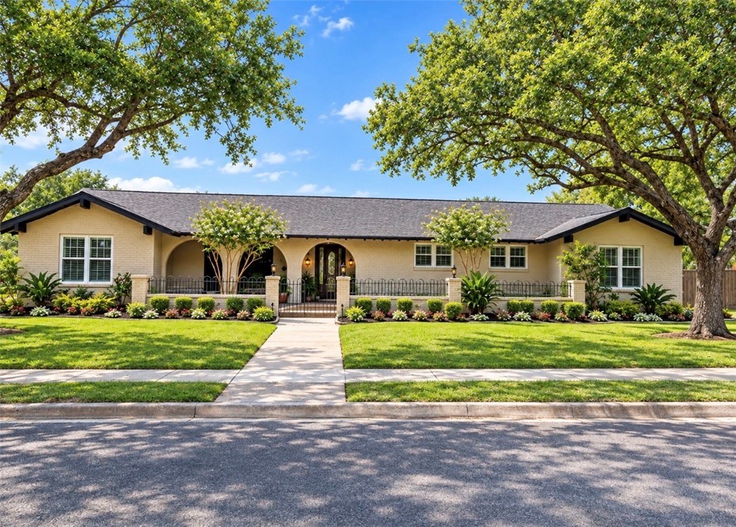 6321 Saint Andrews Dr — photo