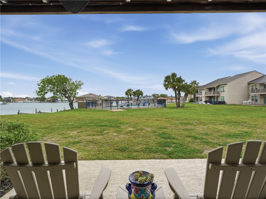 2404 Bayhouse Dr — photo