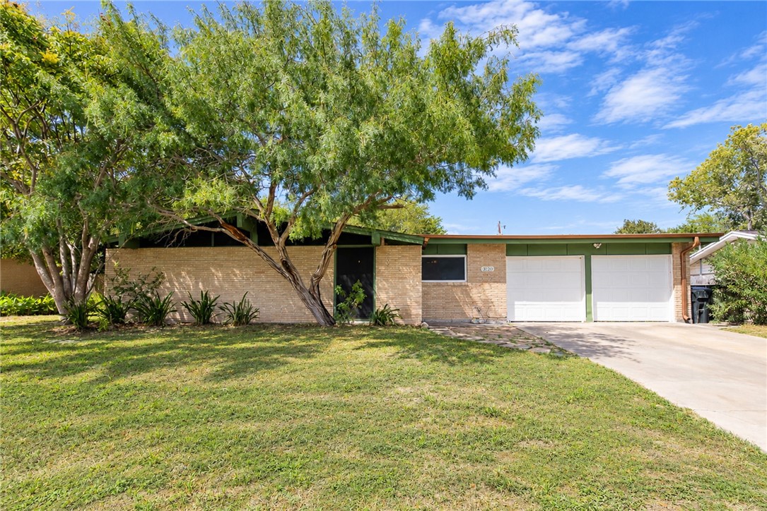 3120 Cove Way Dr — photo