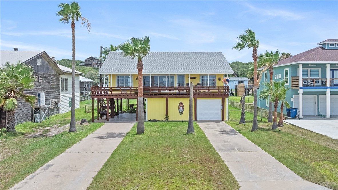 715 Bayshore Dr — photo