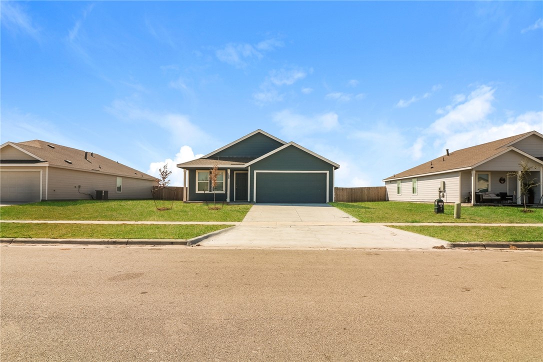 109 Meadowbrook Dr — photo