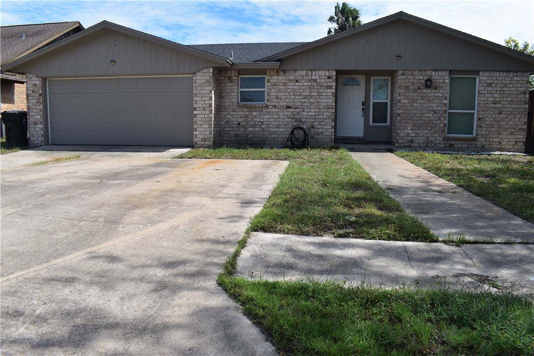 985 Ribbon Tail St — photo